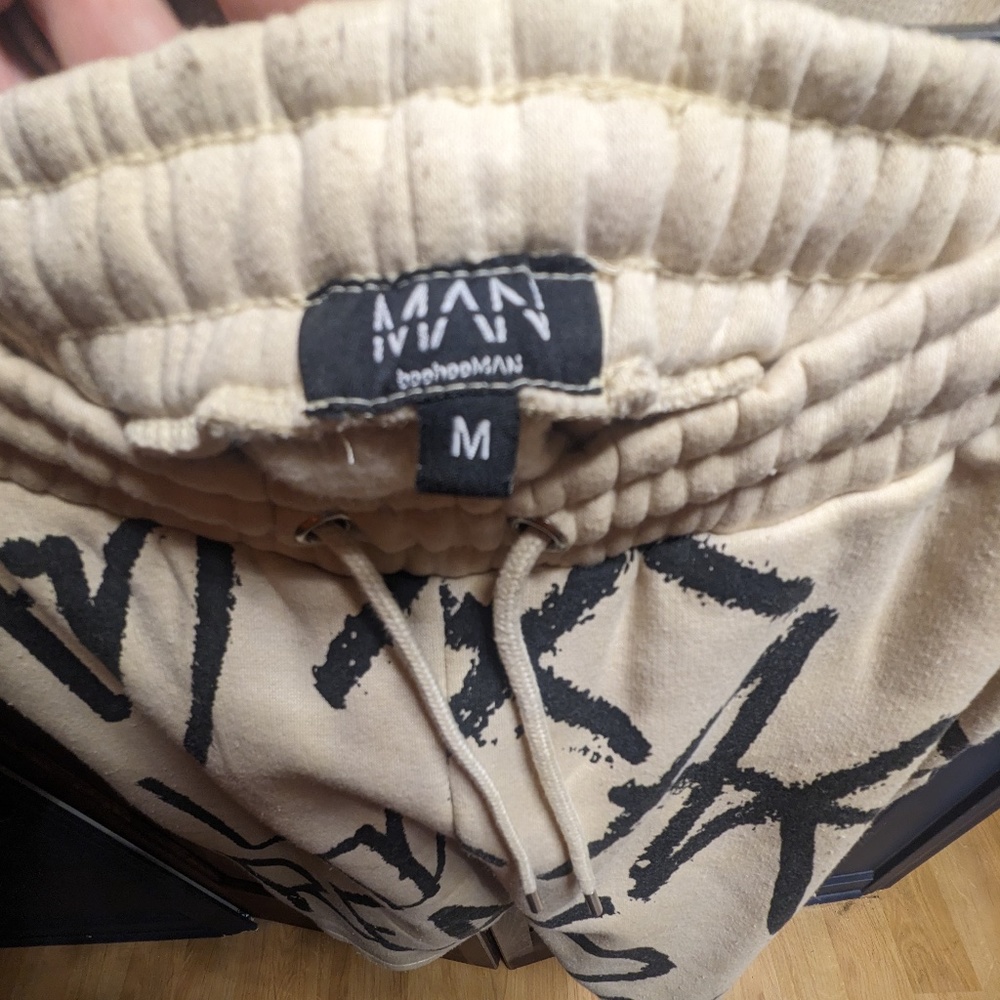 BooHoo Man - Matching Short Set - Picture 3 of 6